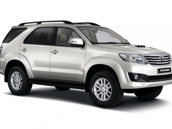 Xe du lich 7 chỗ đời mới